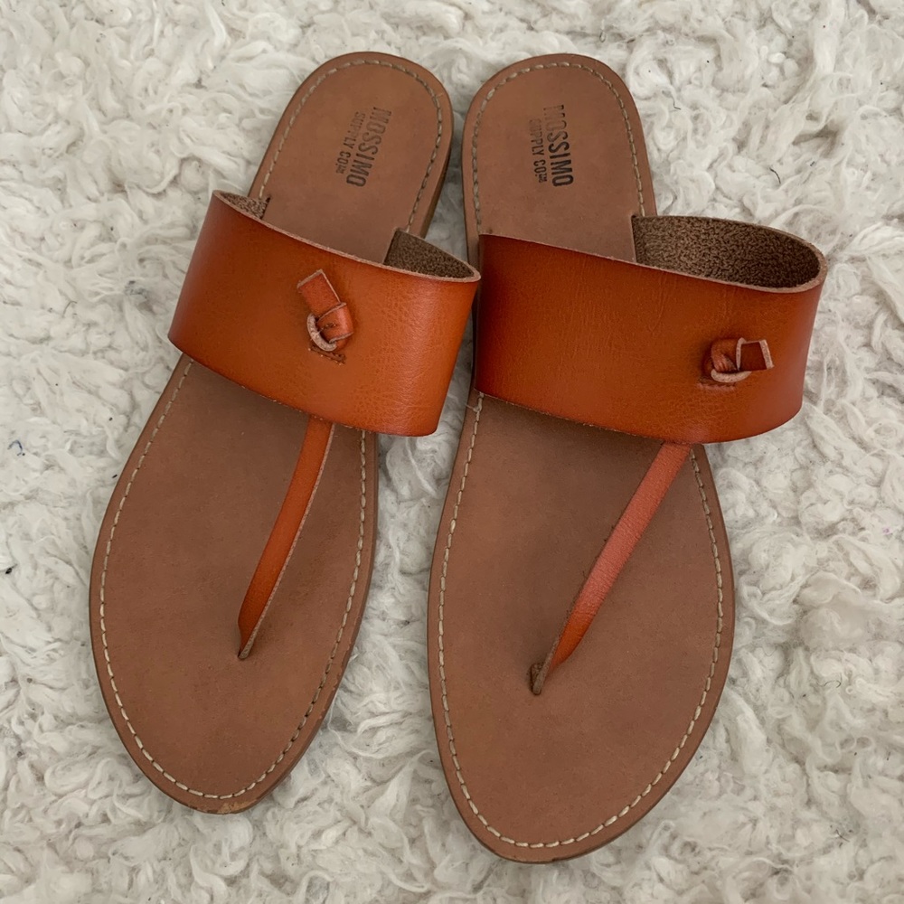 Brown thong sandals